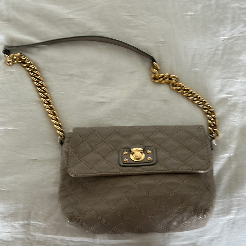Quilted Leather Shoulder Bag - Taupe
